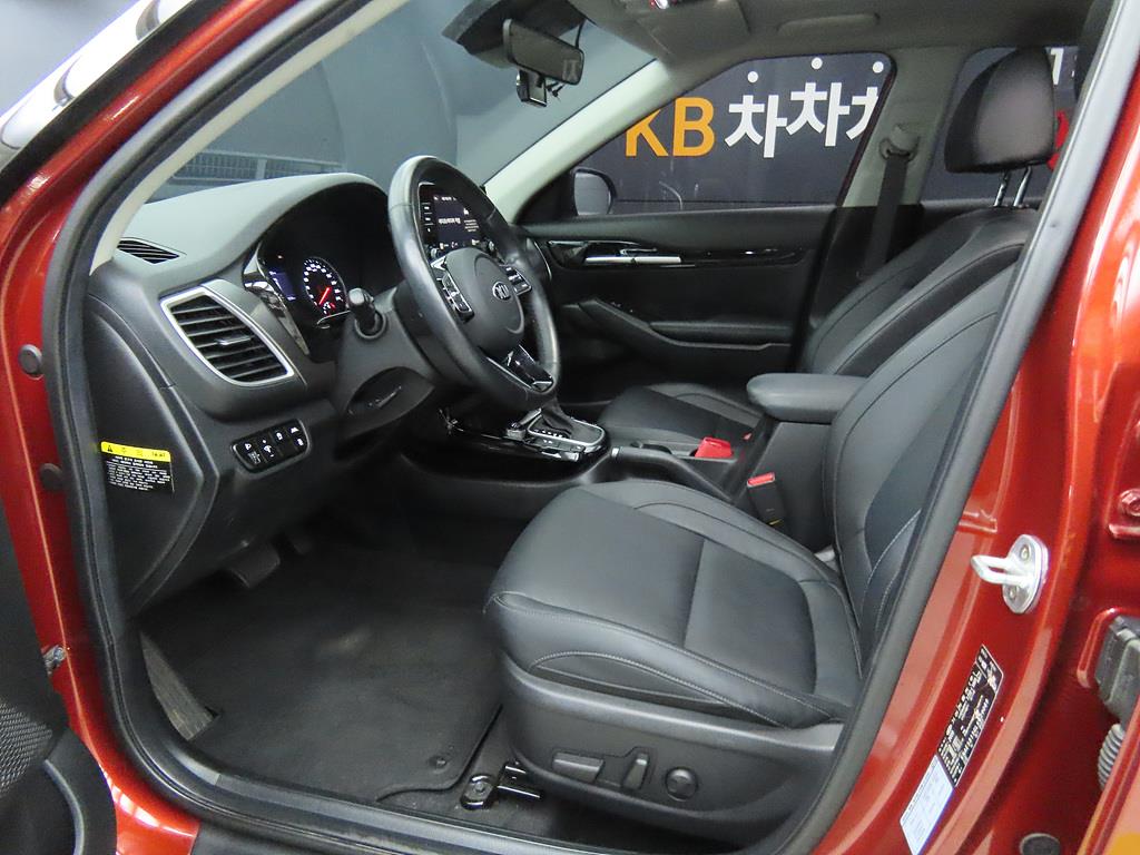 KIA Seltos - Vista 5