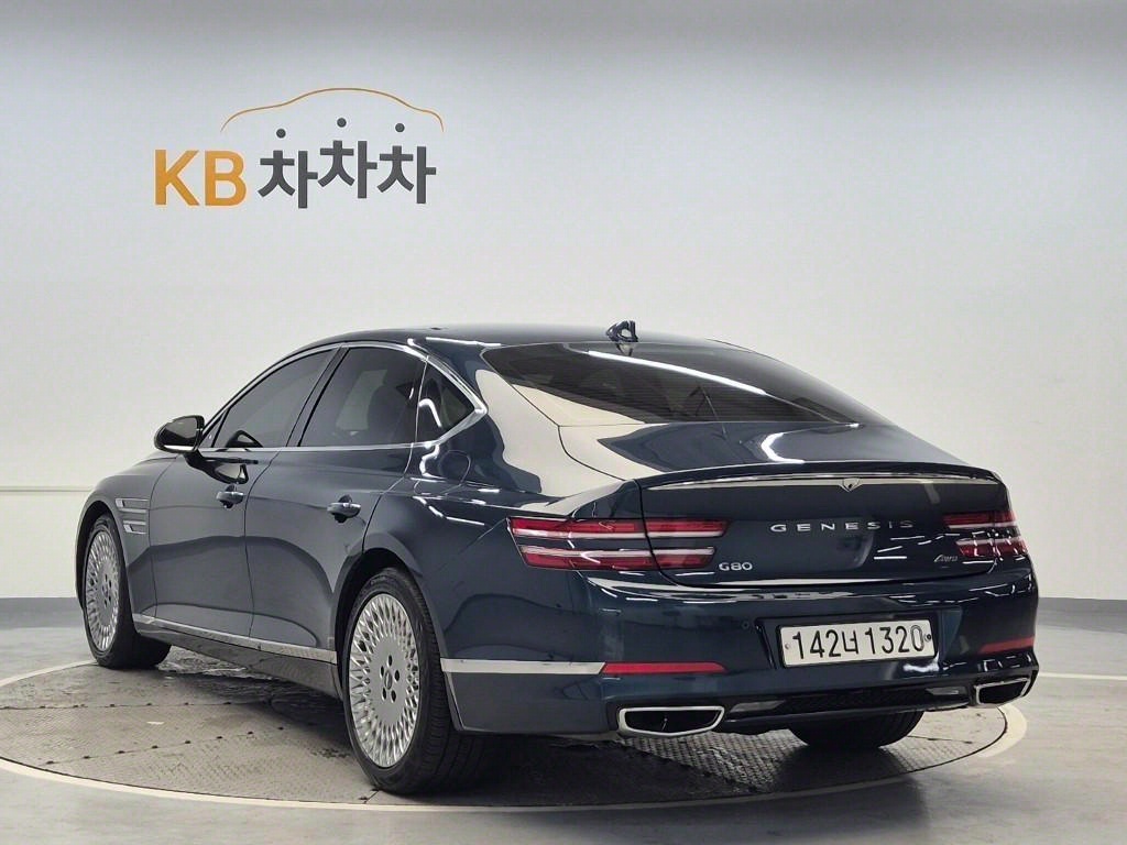 Genesis G80 - Vista 5