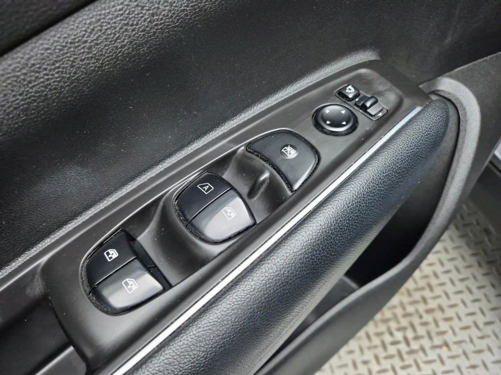 SAMSUNG QM6 2017 Gris - Importación desde Corea - HF Imports Iquique - Foto 18