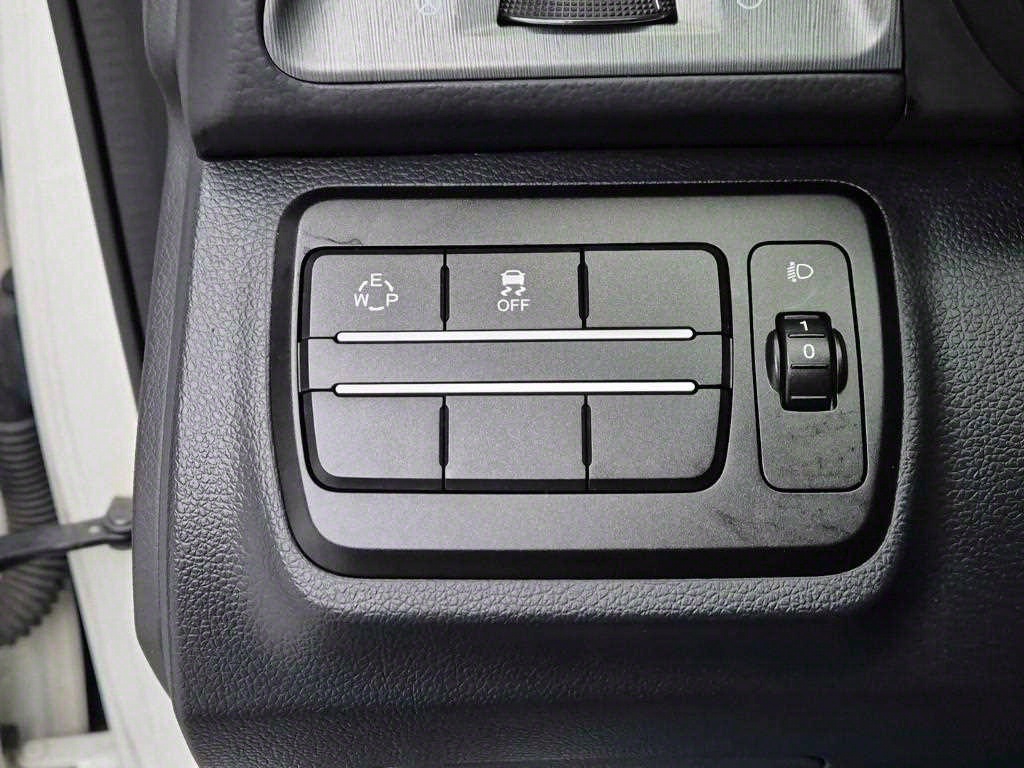 Ssangyong Tivoli 2018 Blanco - Importación desde Corea - HF Imports Iquique - Foto 16