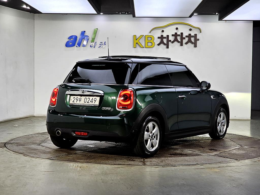 Mini Cooper - Vista 4