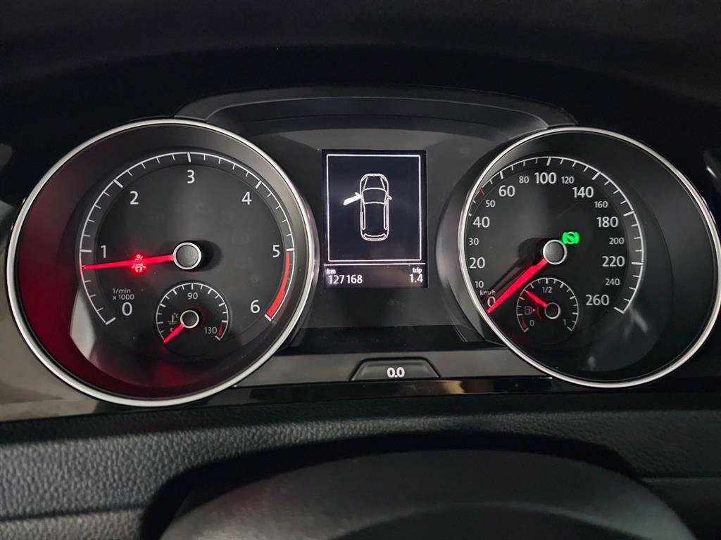 Volkswagen Golf - Vista 6