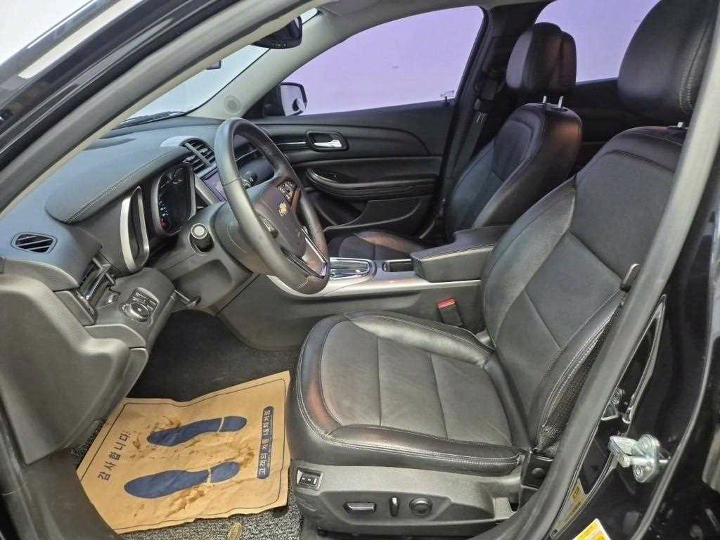 Chevrolet Malibu - Vista 11