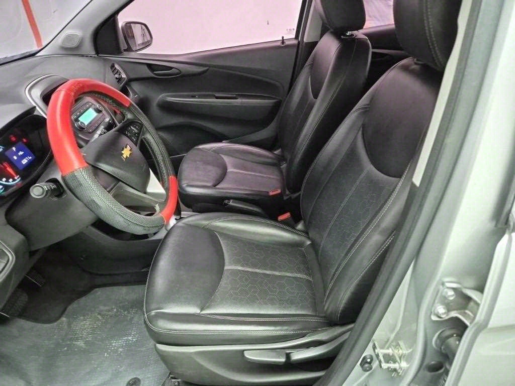 Chevrolet Spark - Vista 11