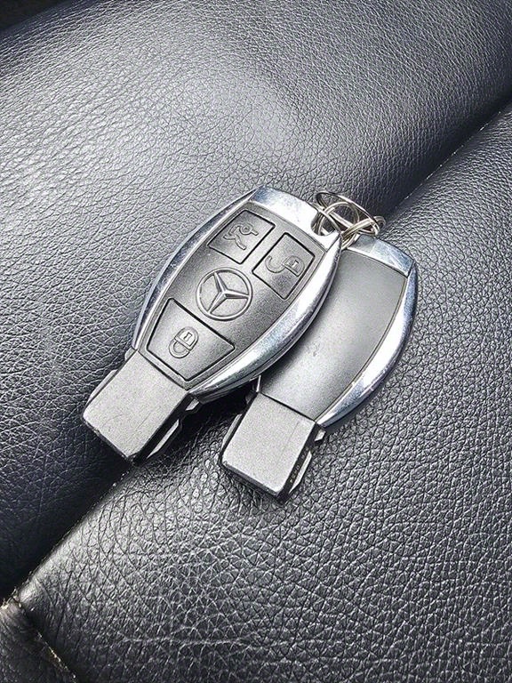 Mercedes Benz E class 2011 Plateado - Importación desde Corea - HF Imports Iquique - Foto 18