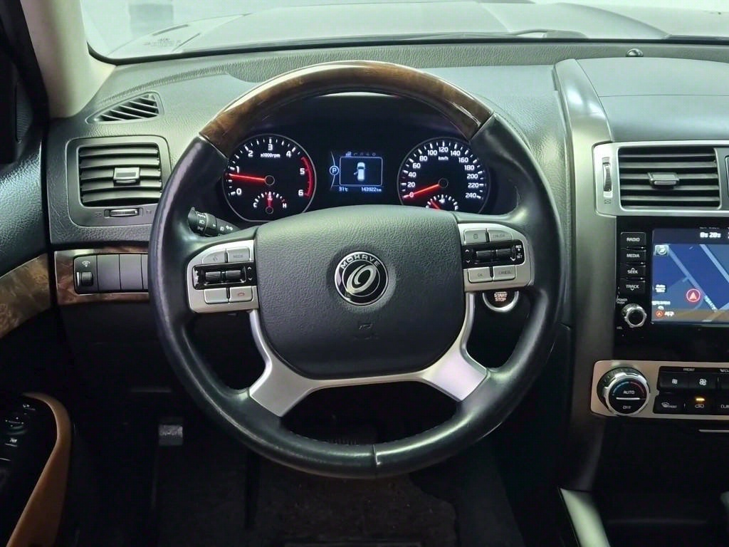 KIA Mohave - Vista 9