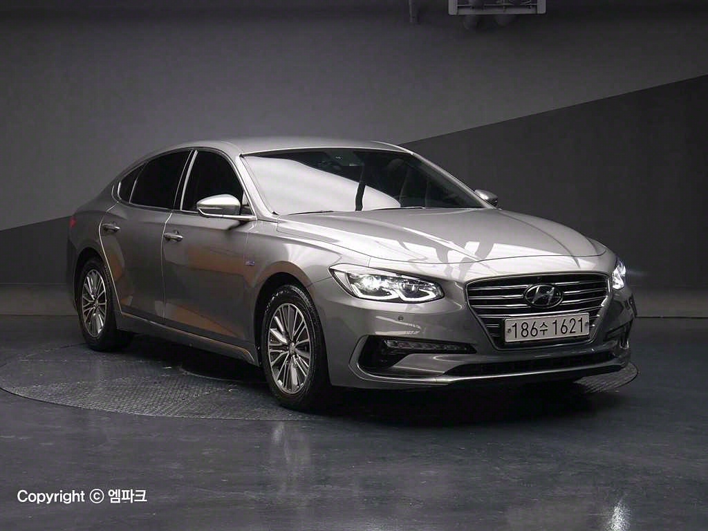 HYUNDAI Grandeur - Vista 4