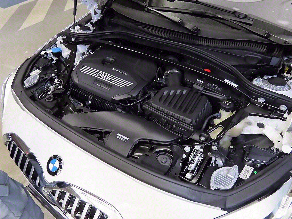 BMW 1 series 2023 Blanco - Importación desde Corea - HF Imports Iquique - Foto 19