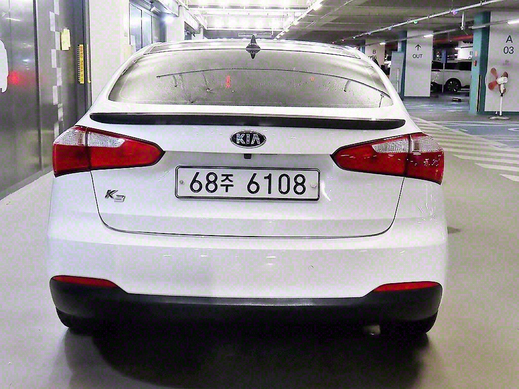 KIA K3 - Vista 5