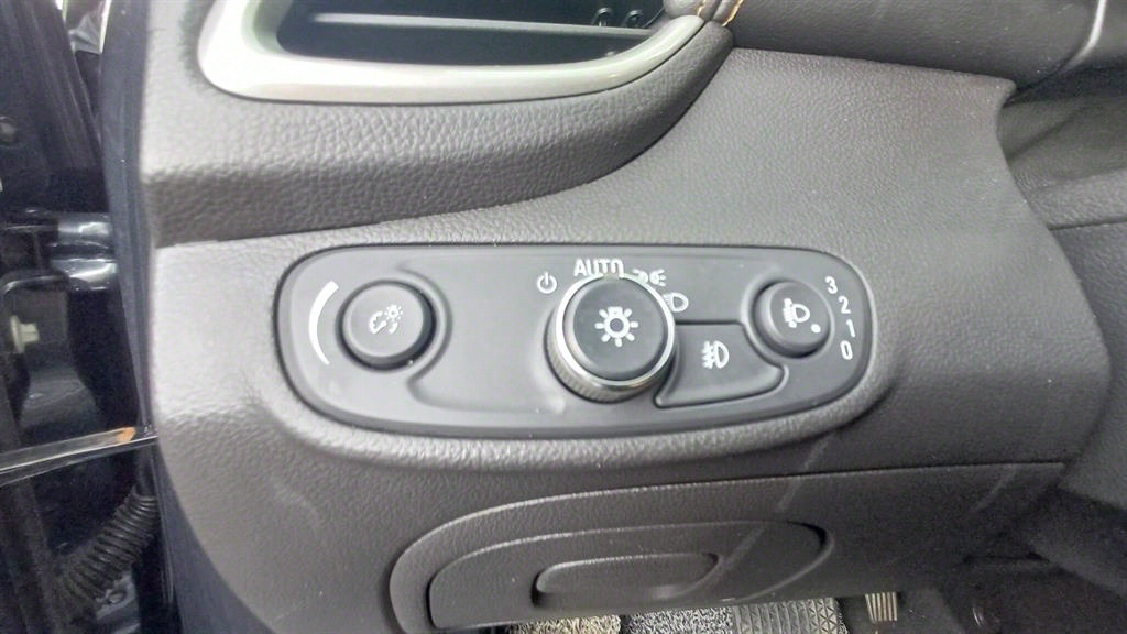 Chevrolet Trax - Vista 10