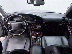 HYUNDAI Dynasty - Vista 10