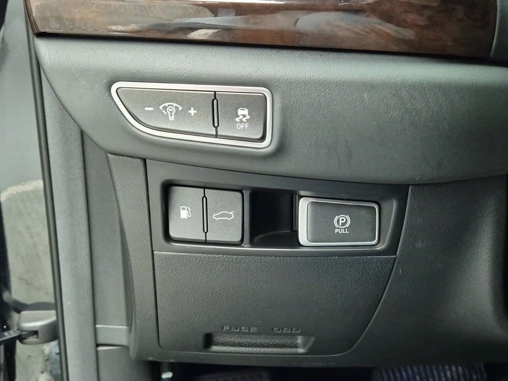 Genesis EQ900 - Vista 7