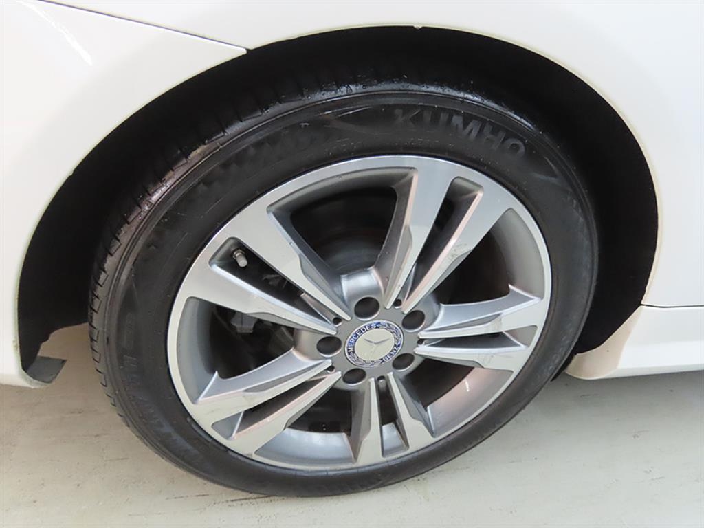 Mercedes Benz E class 2014 Blanco - Importación desde Corea - HF Imports Iquique - Foto 20