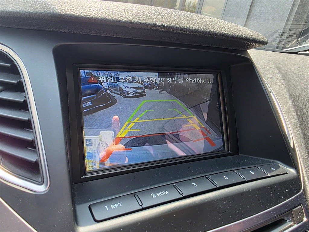 HYUNDAI Grandeur - Vista 11