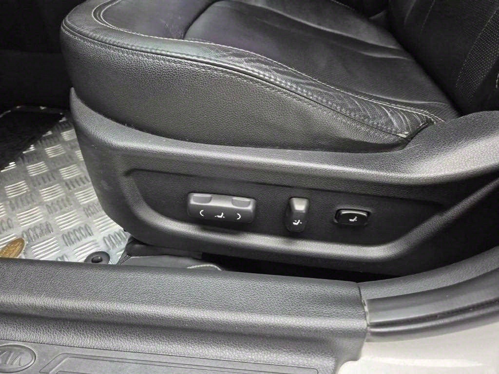 KIA K5 2011 Blanco - Importación desde Corea - HF Imports Iquique - Foto 18