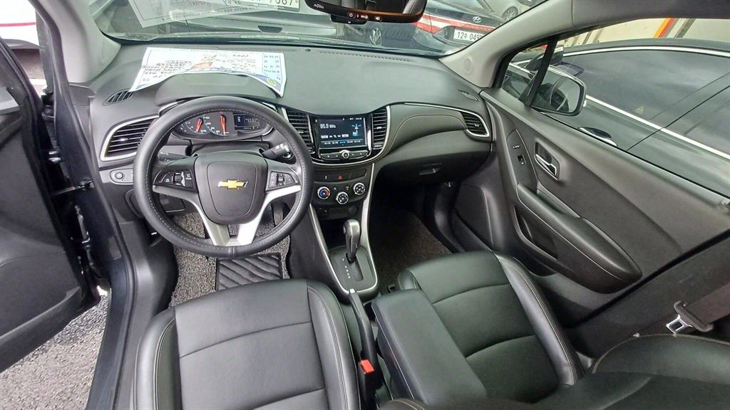 Chevrolet Trax 2018 Gris - Importación desde Corea - HF Imports Iquique - Foto 14