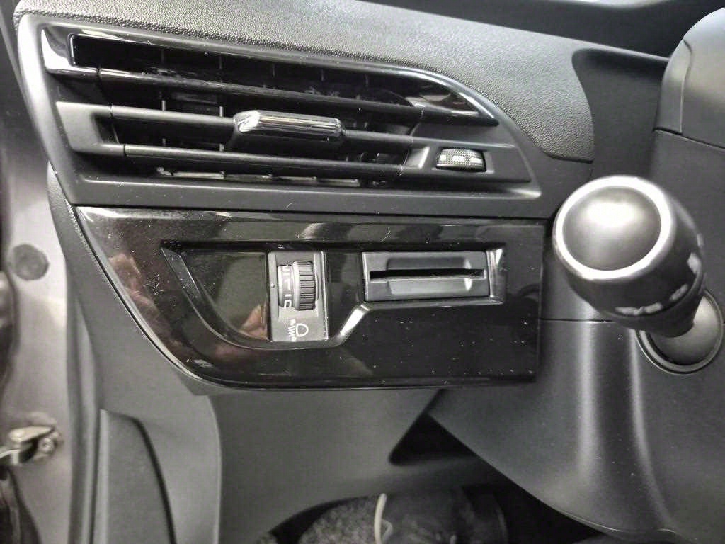 Citroen C4 2018 Gris - Importación desde Corea - HF Imports Iquique - Foto 18