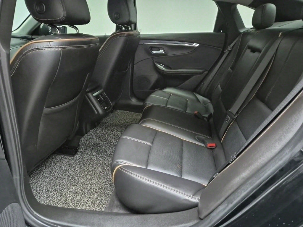 Chevrolet Impala - Vista 12