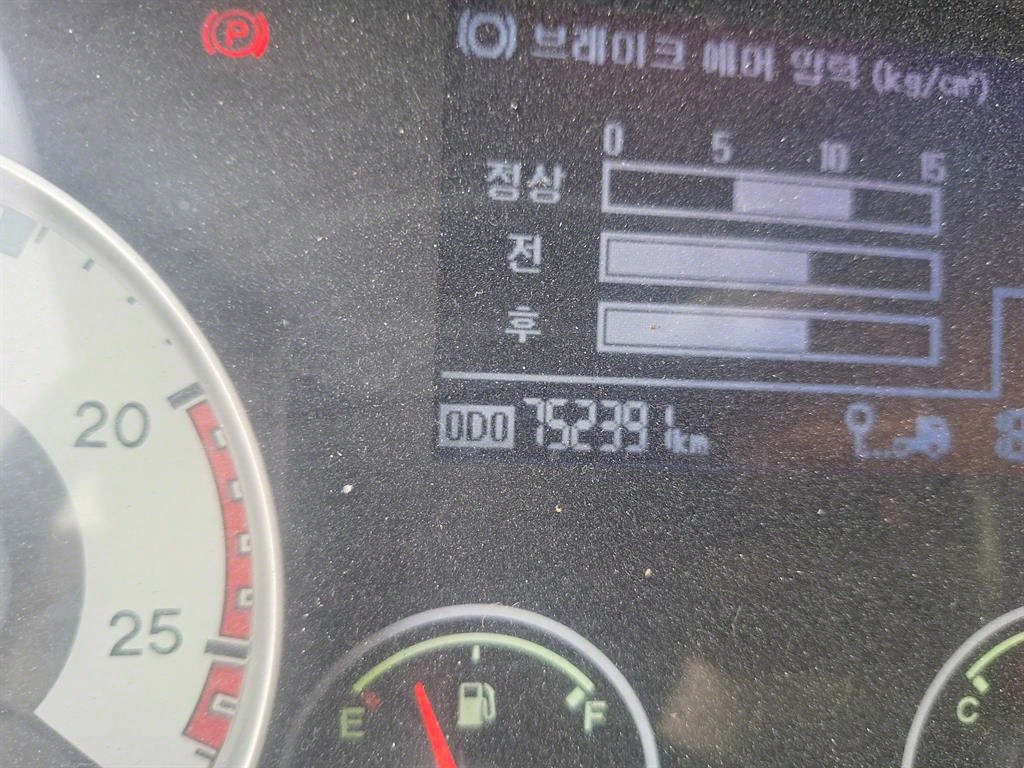 medium and large cargo truck - Vista 12