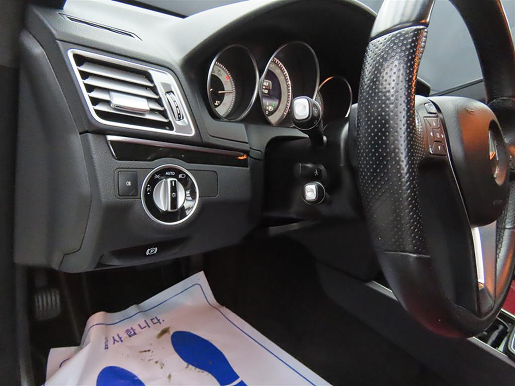 Mercedes Benz E class 2014 Blanco - Importación desde Corea - HF Imports Iquique - Foto 13