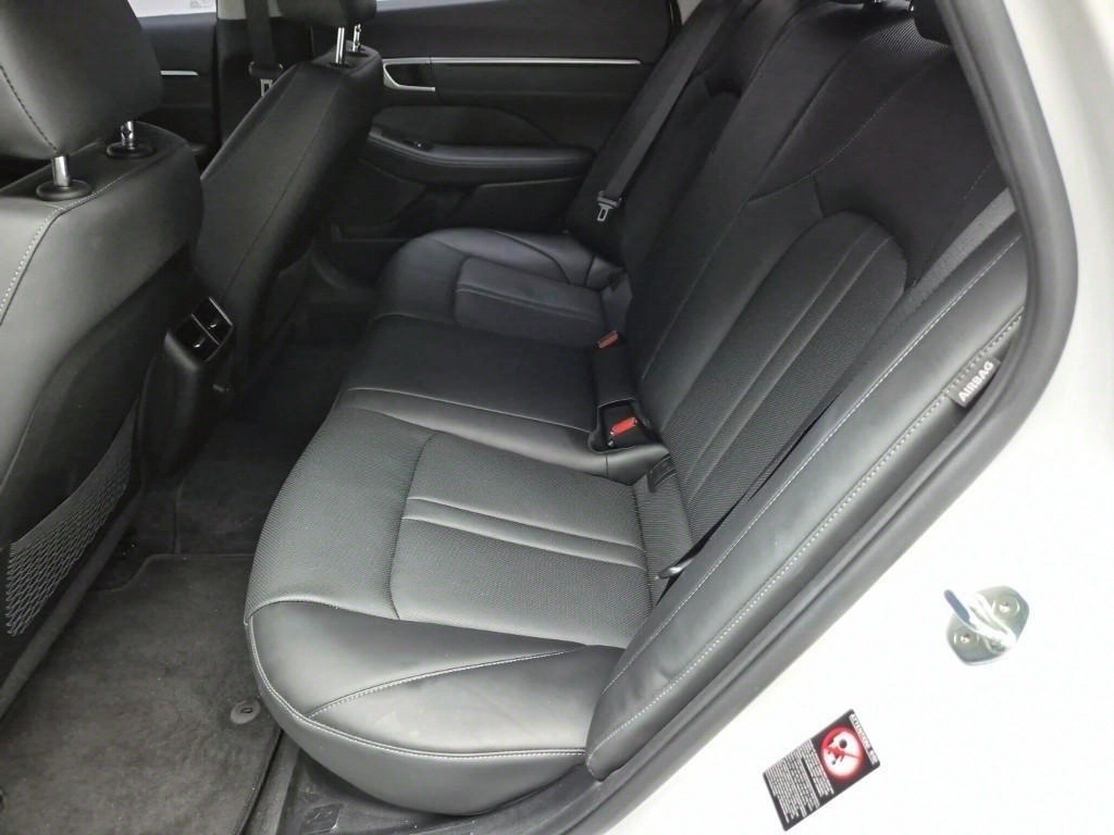 HYUNDAI Sonata - Vista 7