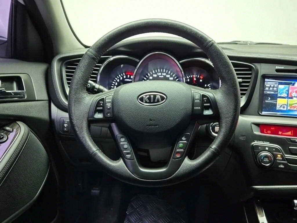 KIA K5 - Vista 9