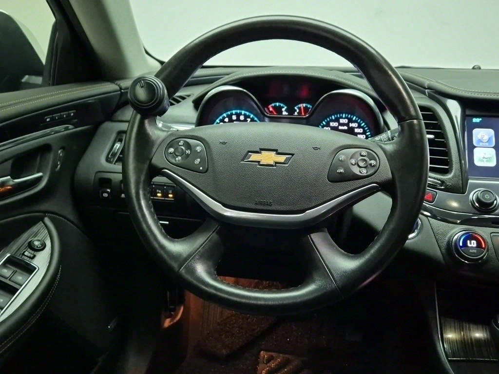 Chevrolet Impala - Vista 9