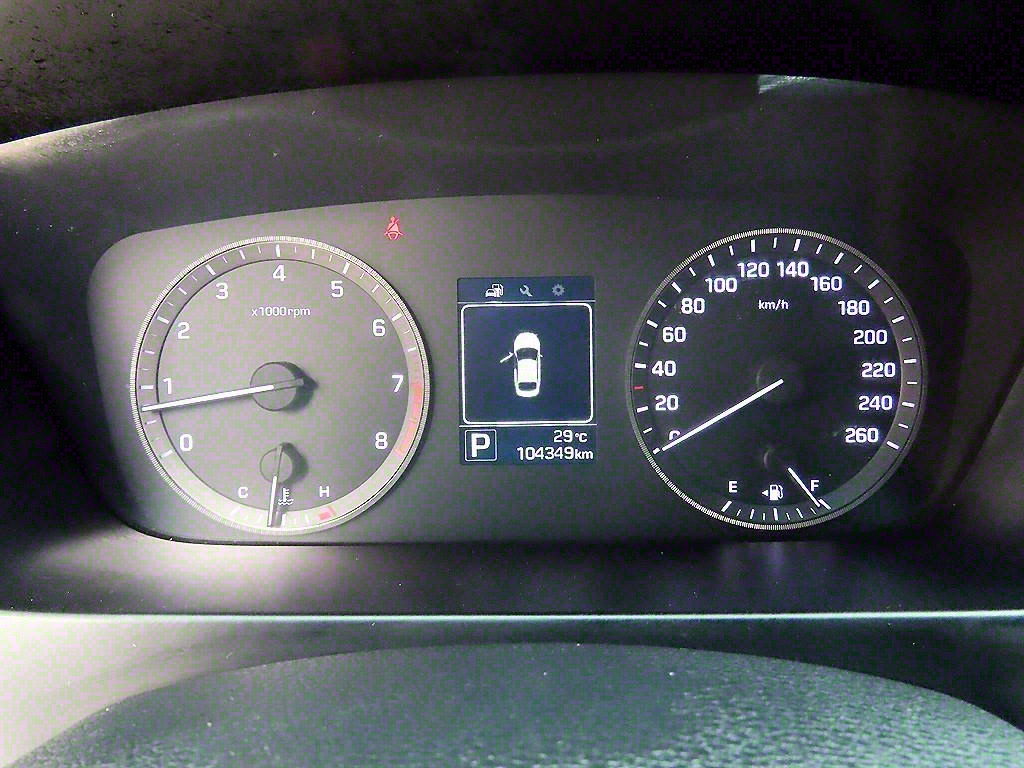 HYUNDAI Sonata - Vista 9