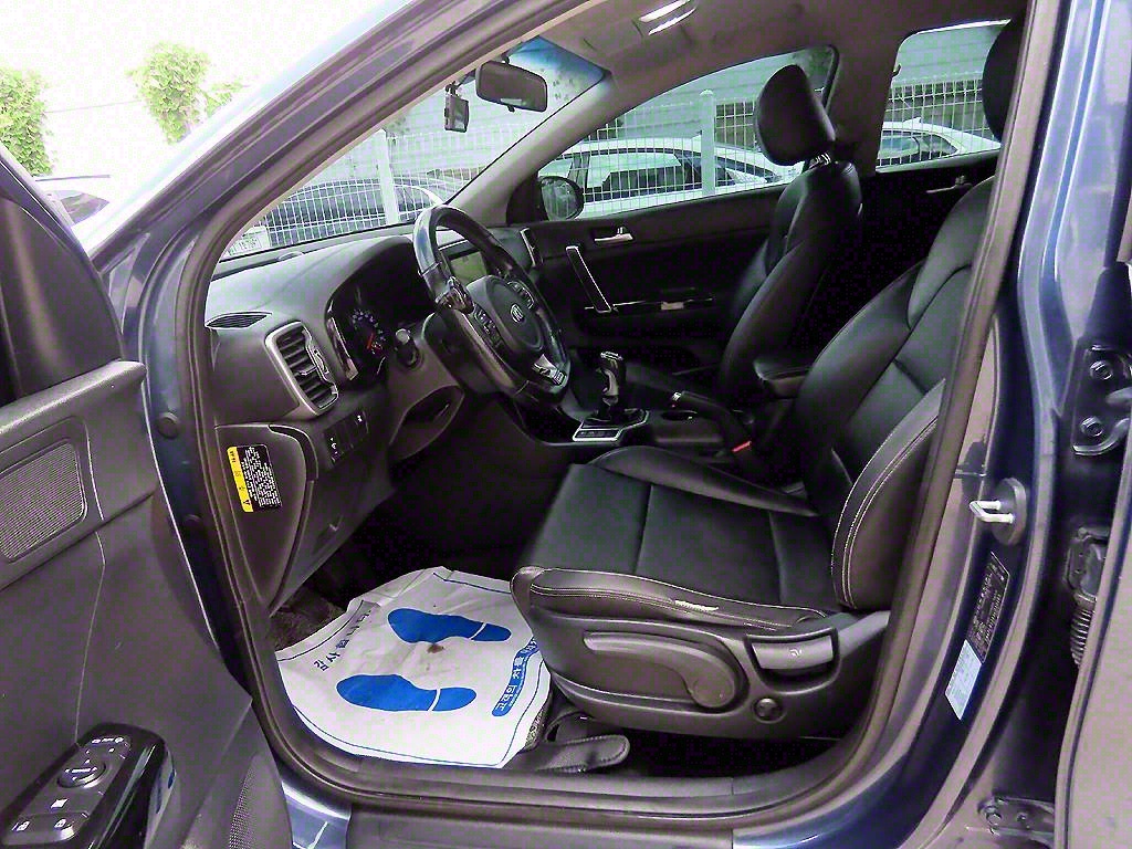 KIA Sportage - Vista 5