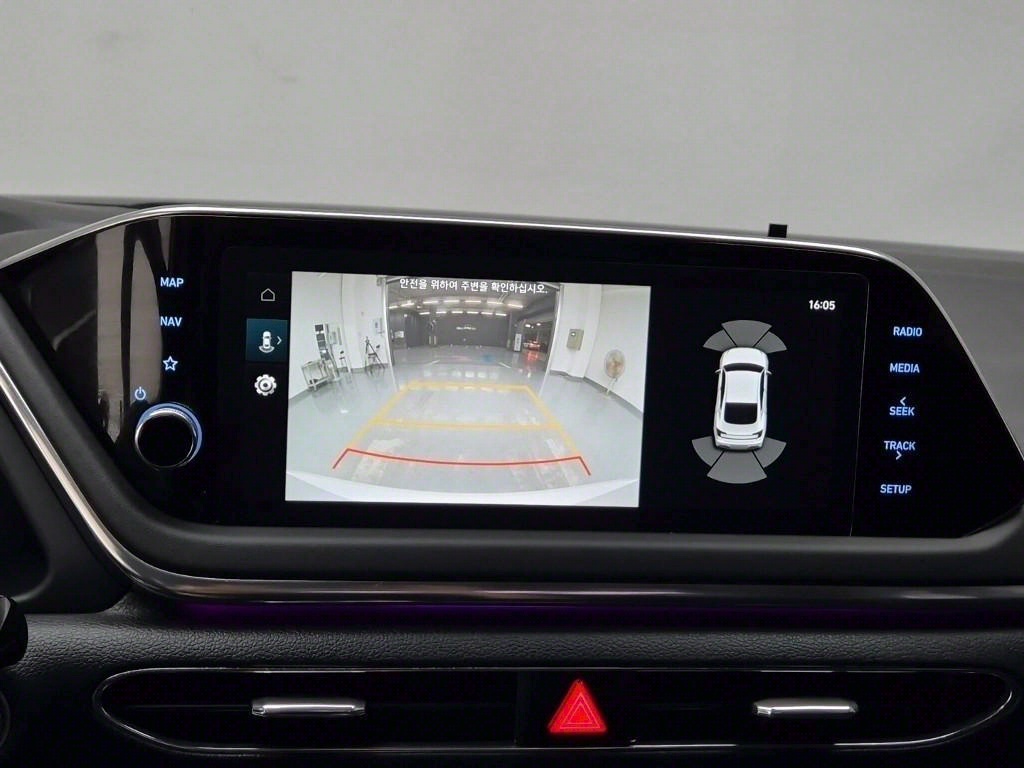 HYUNDAI Sonata - Vista 10