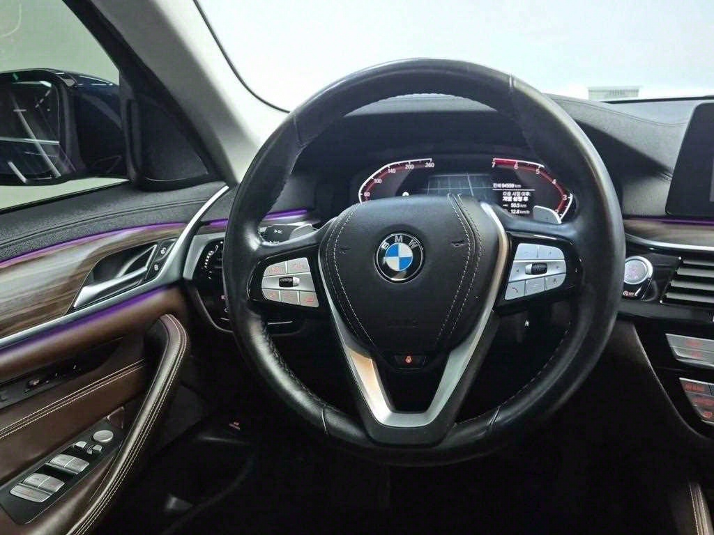 BMW 5 Series - Vista 9