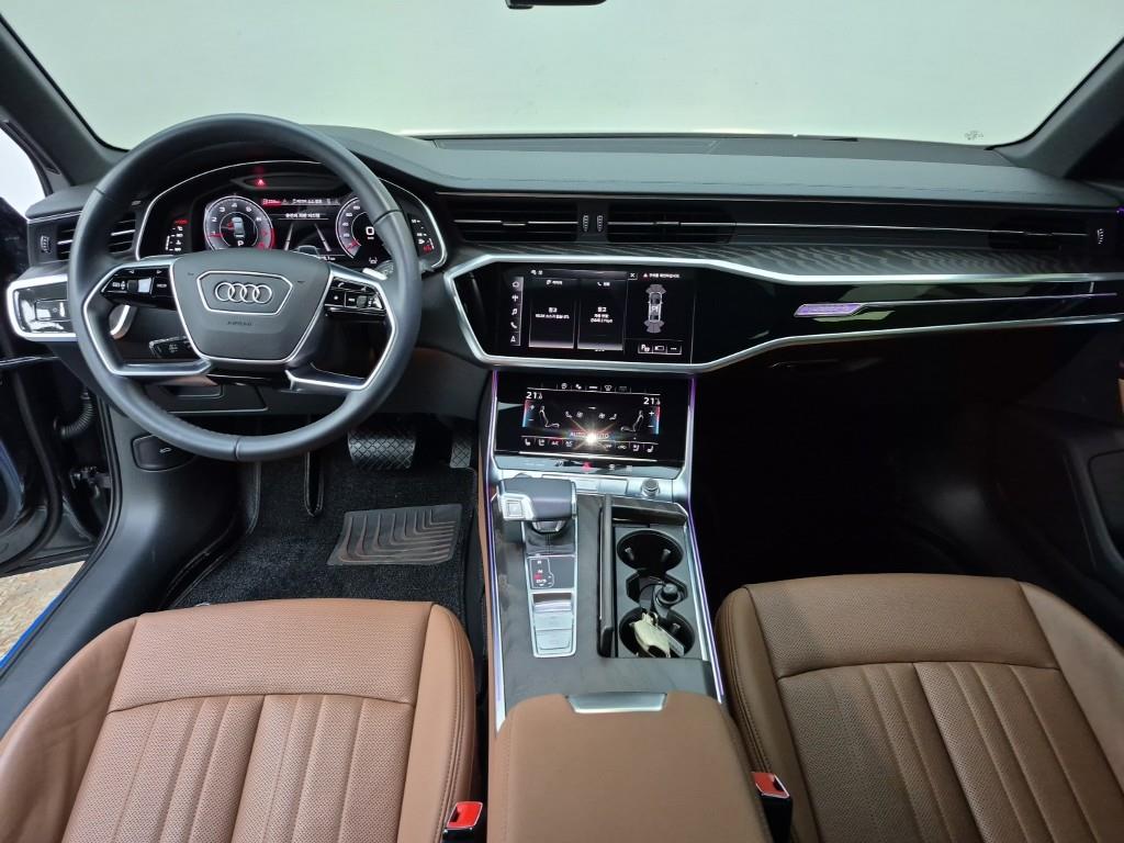 Audi A6 - Vista 5