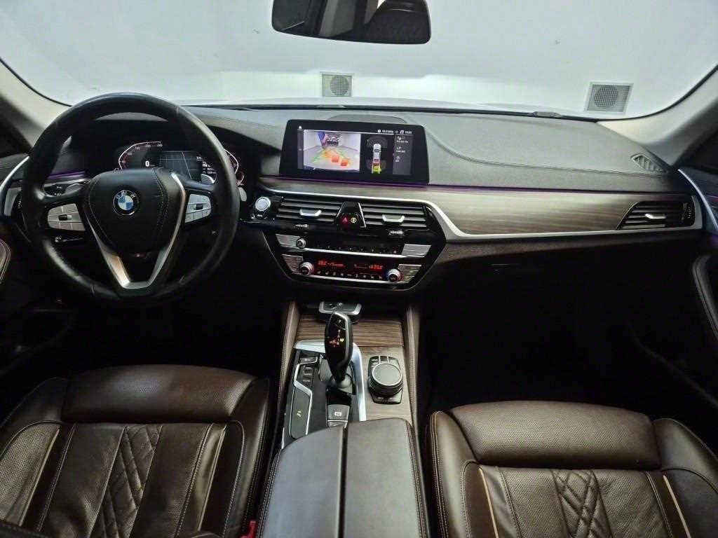 BMW 5 Series - Vista 7