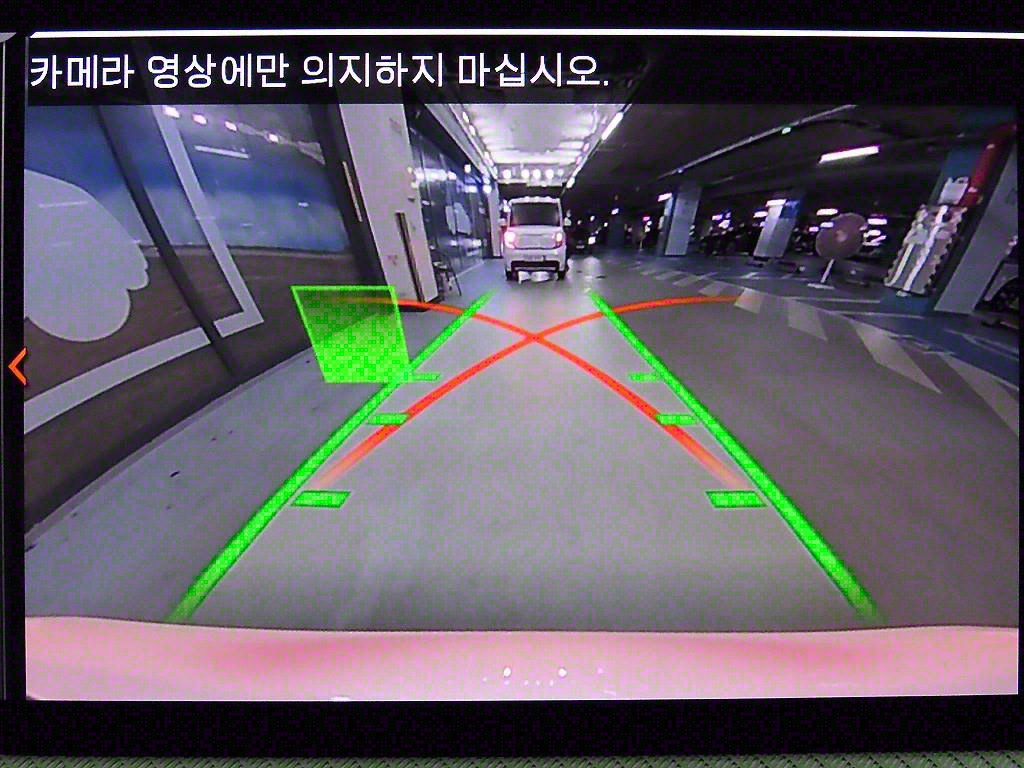 BMW 1 series 2023 Blanco - Importación desde Corea - HF Imports Iquique - Foto 16