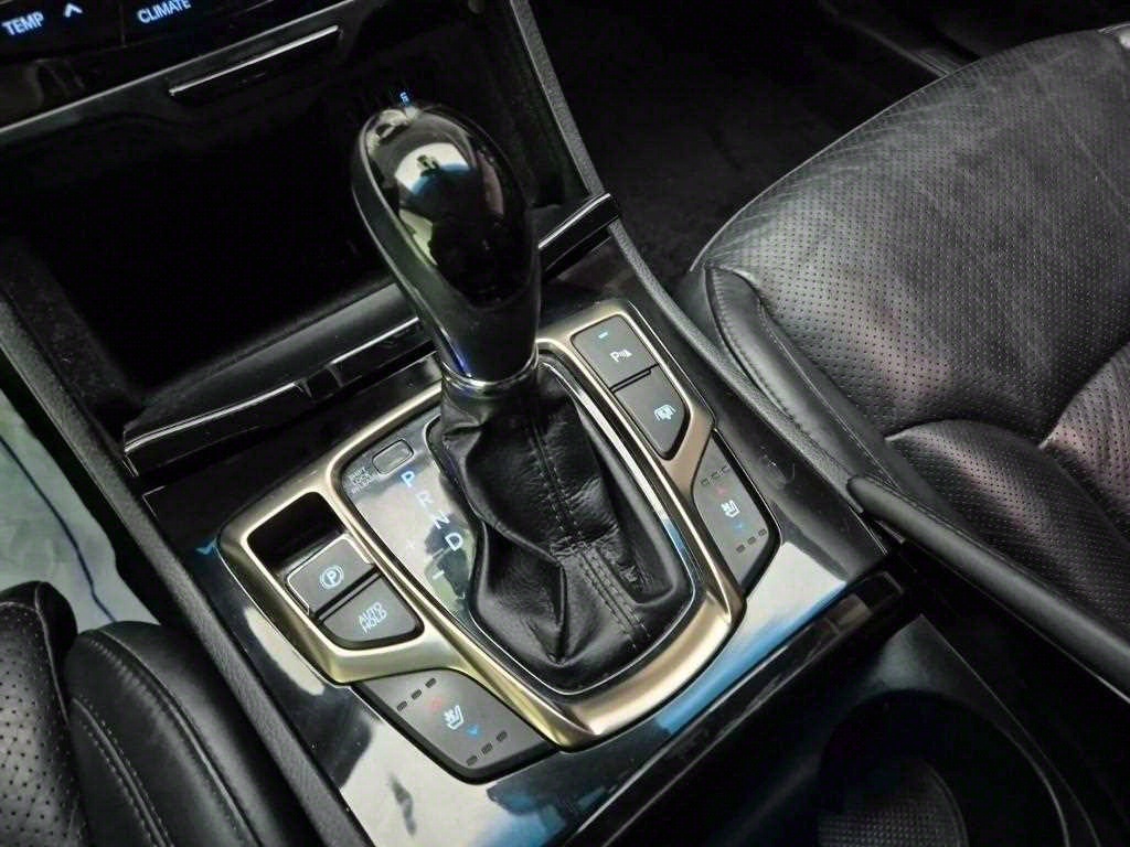 HYUNDAI Grandeur - Vista 8