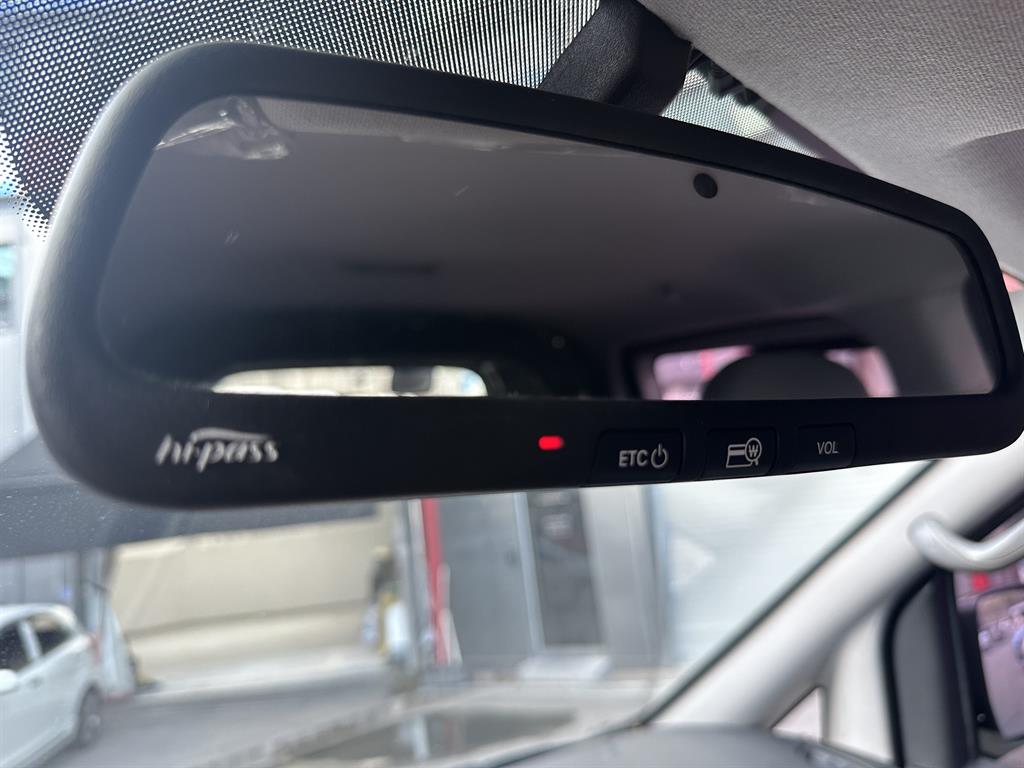 HYUNDAI Starex - Vista 11