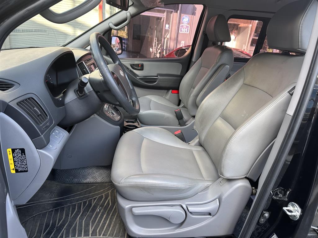 HYUNDAI Starex 2017 Negro - Importación desde Corea - HF Imports Iquique - Foto 13