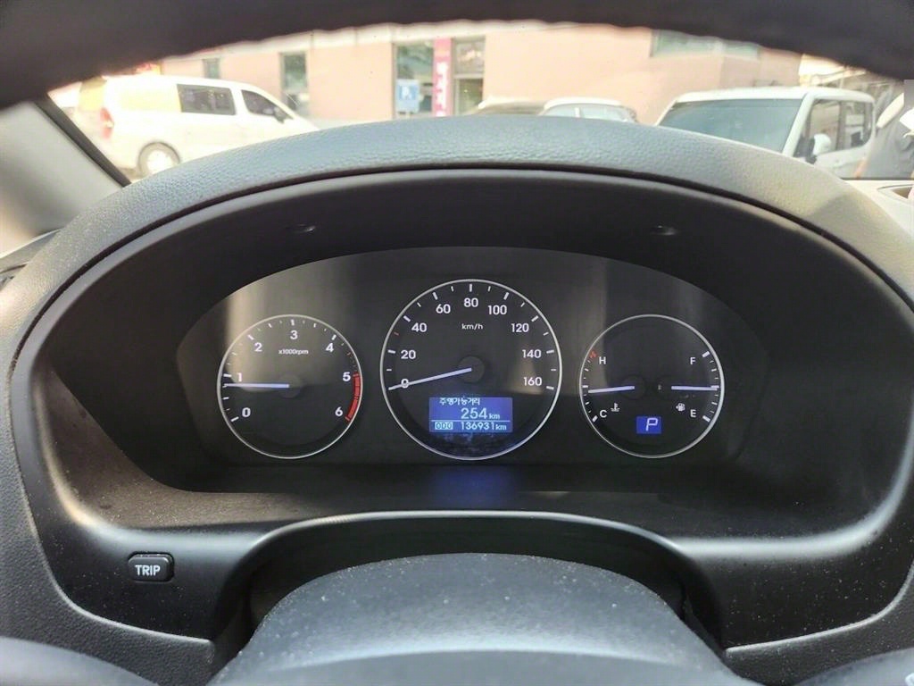 HYUNDAI Starex - Vista 4