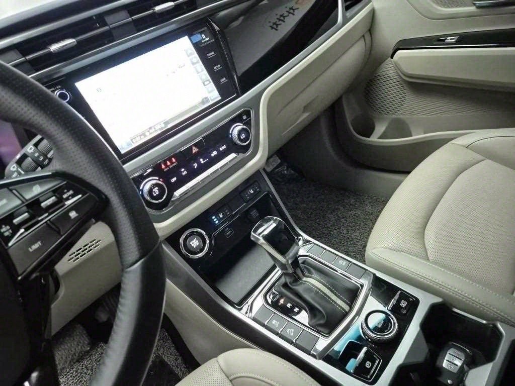 Ssangyong Korando - Vista 10