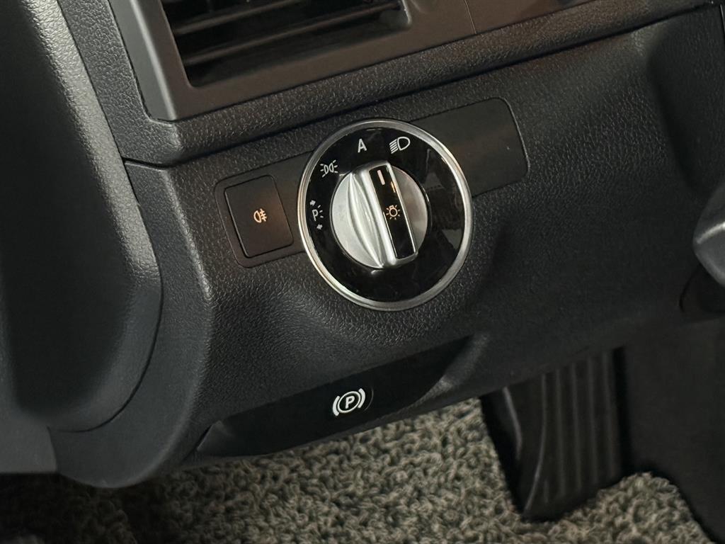 Mercedes Benz C Class - Vista 11