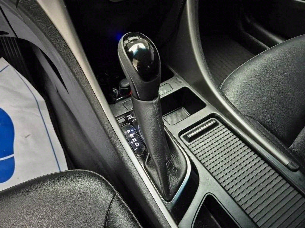 HYUNDAI Sonata - Vista 8