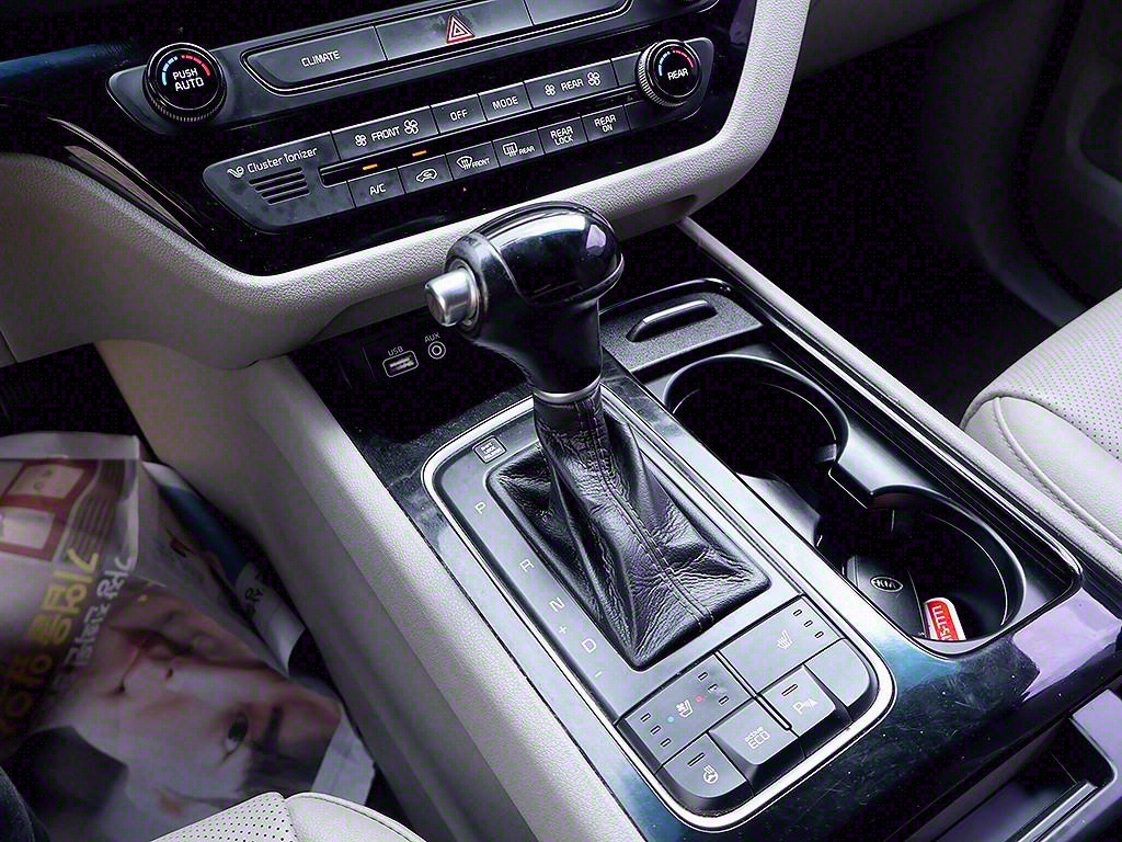 KIA Carnival 2015 Gris - Importación desde Corea - HF Imports Iquique - Foto 7