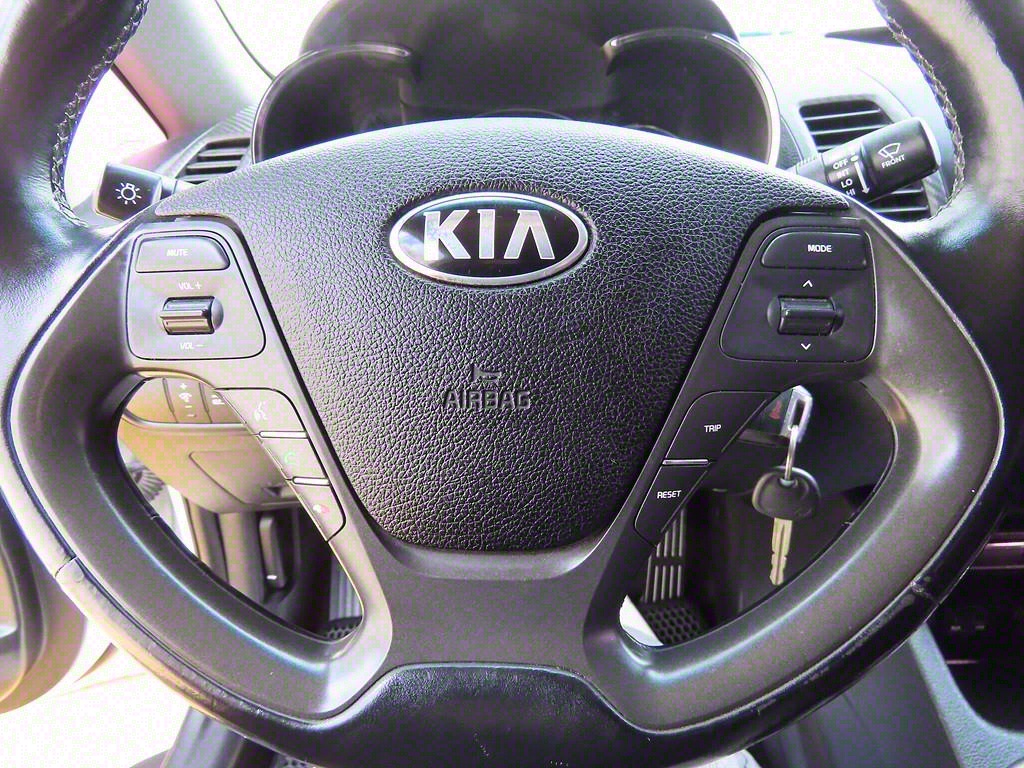 KIA K3 - Vista 9