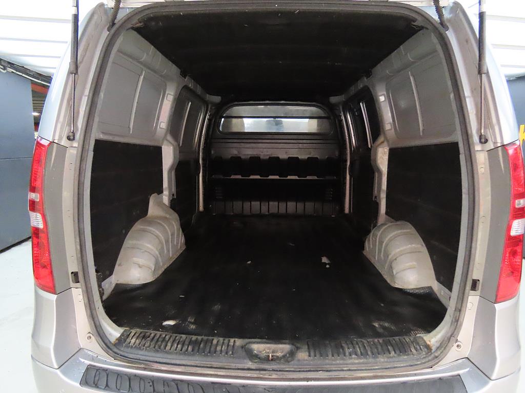 HYUNDAI Starex 2016 Plateado - Importación desde Corea - HF Imports Iquique - Foto 18