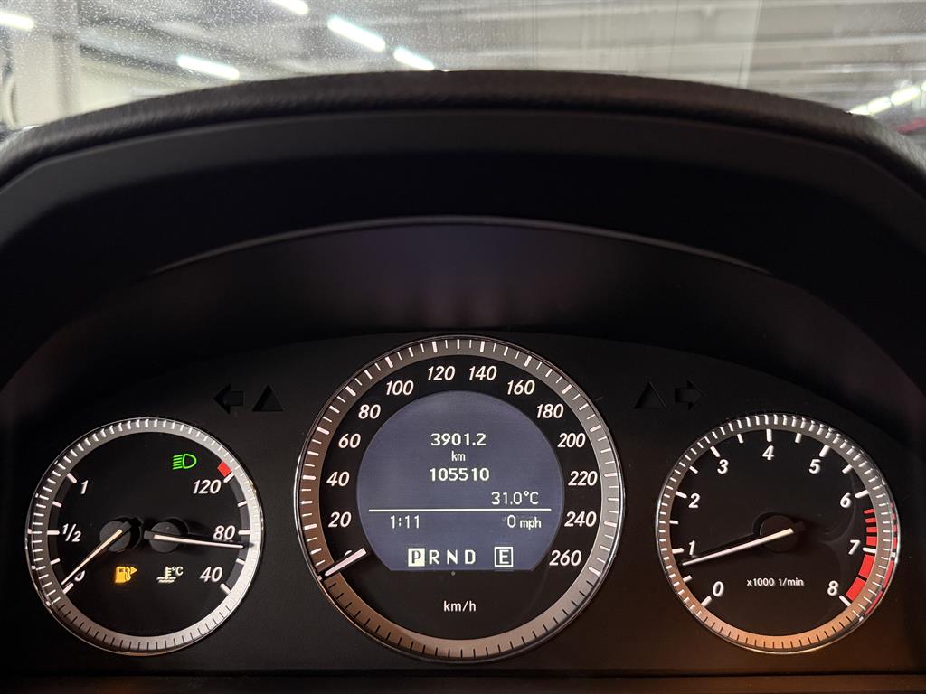 Mercedes Benz C Class - Vista 12