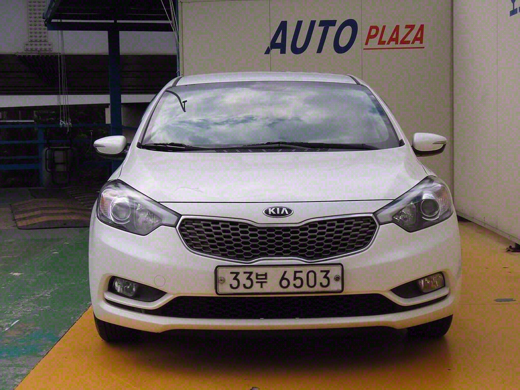 KIA K3 - Vista 4