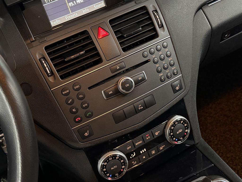 Mercedes Benz C Class 2011 Plateado - Importación desde Corea - HF Imports Iquique - Foto 15