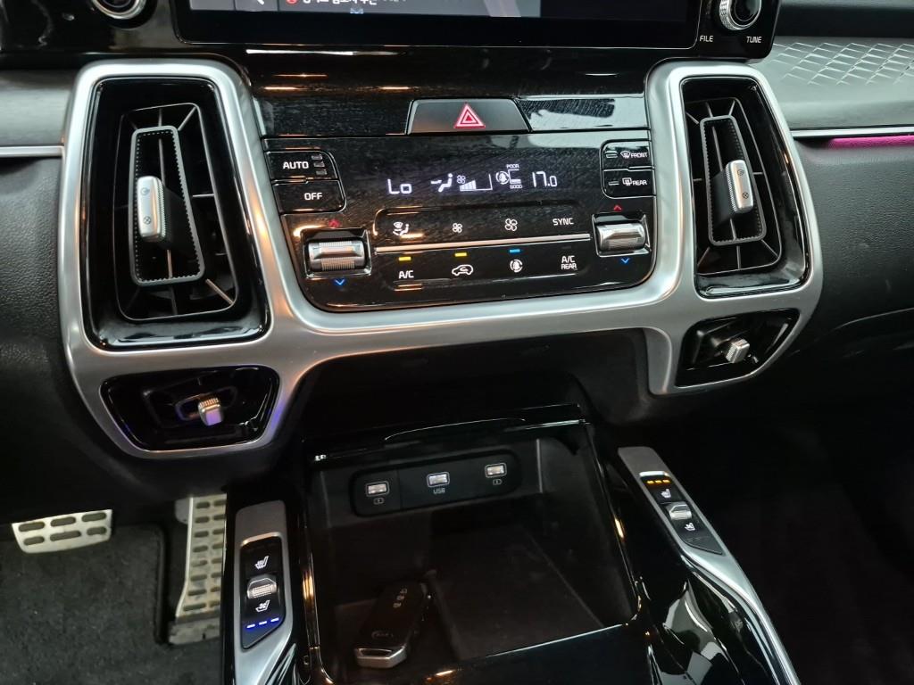 KIA Sorento - Vista 10
