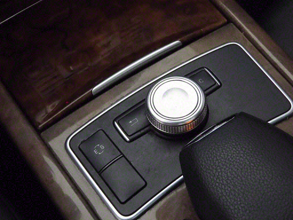 Mercedes Benz E class - Vista 12