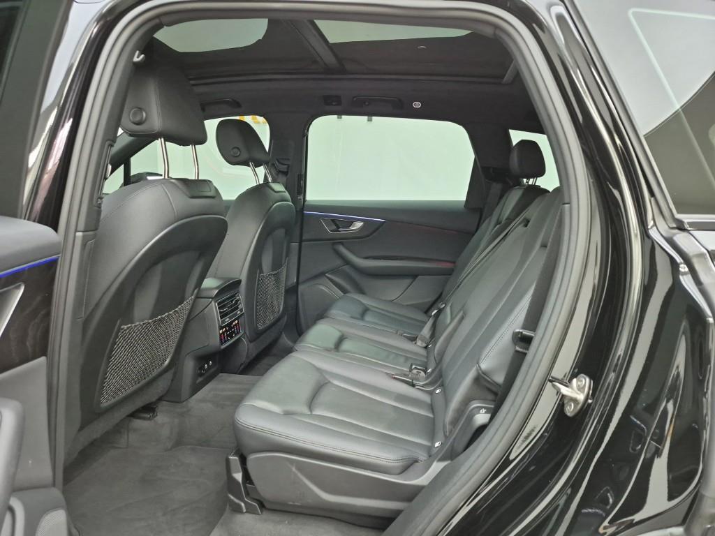 Audi Q7 - Vista 12